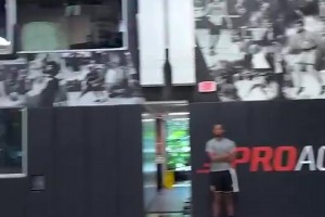 巴黎FCvs巴黎圣日耳曼在线观看直播免费_巴黎FCvs巴黎圣日耳曼今日直播_巴黎FCvs巴黎圣日耳曼比赛直播真球痴！训练师晒杜兰特近期1V1训练视频：无解跳投，切特都防不了