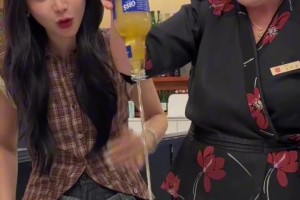 帕德博恩vsRB莱比锡直播_帕德博恩vsRB莱比锡在线观看高清_帕德博恩vsRB莱比锡在线观看完整免费高清娜姐的酒量真可以啊！美娜：打卡韩国姨母调酒，高低不能认输